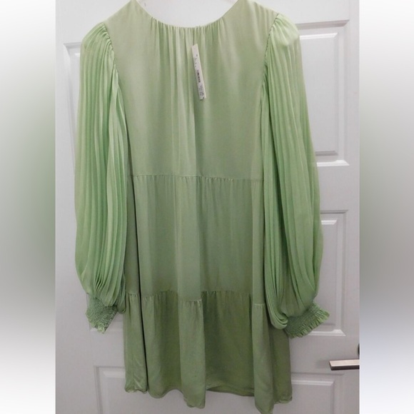 ALICE AND OLIVIA - ANTONETTE CREW NECK MINI DRESS - Picture 2 of 3